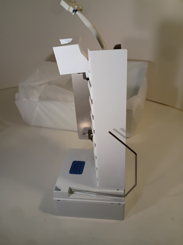 New Midea IM1900MD Automatic Ice Maker for Top Mount Refrigerators gallery