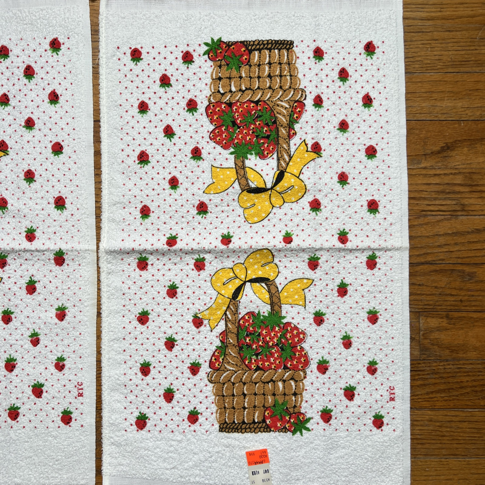 Strawberry Basket Fringed Dish Towel RTC Terry Cloth 14x24 Farmhouse VTG Set 2 gallery
