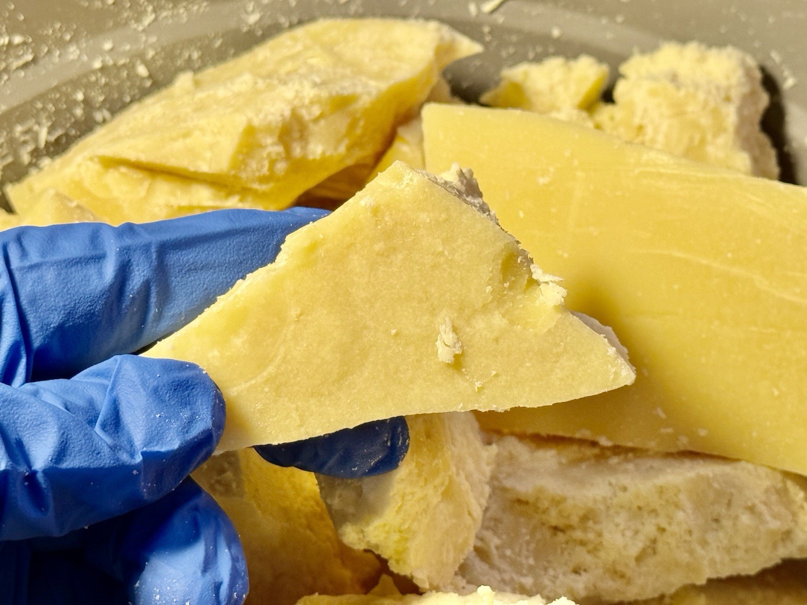 1 Lb Peruvian Cocoa Butter Natural Raw Unrefined 100% Food Grade gallery