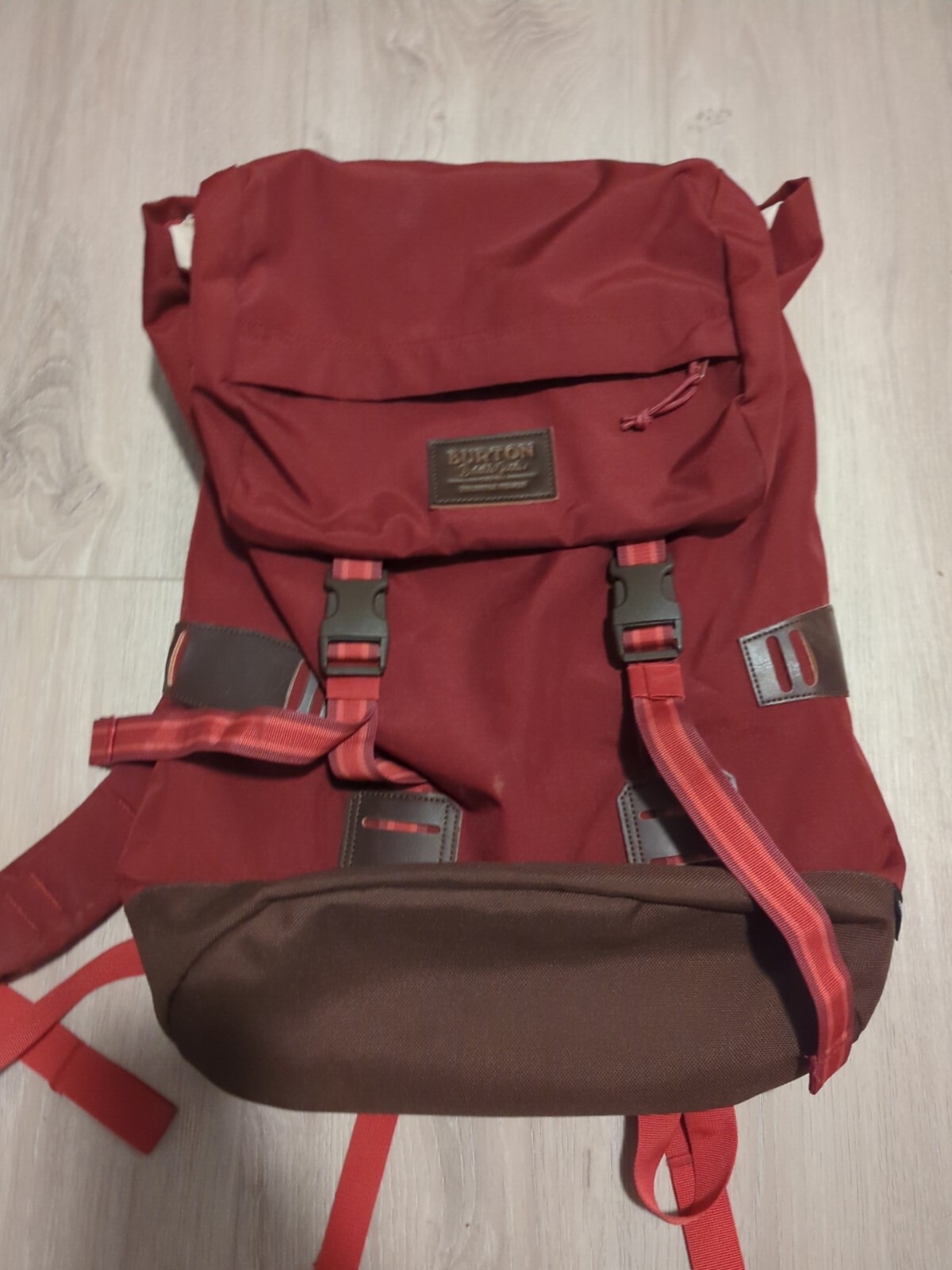 Burton Hiking Backpack Red Cinch Daypack Retro Durable Goods