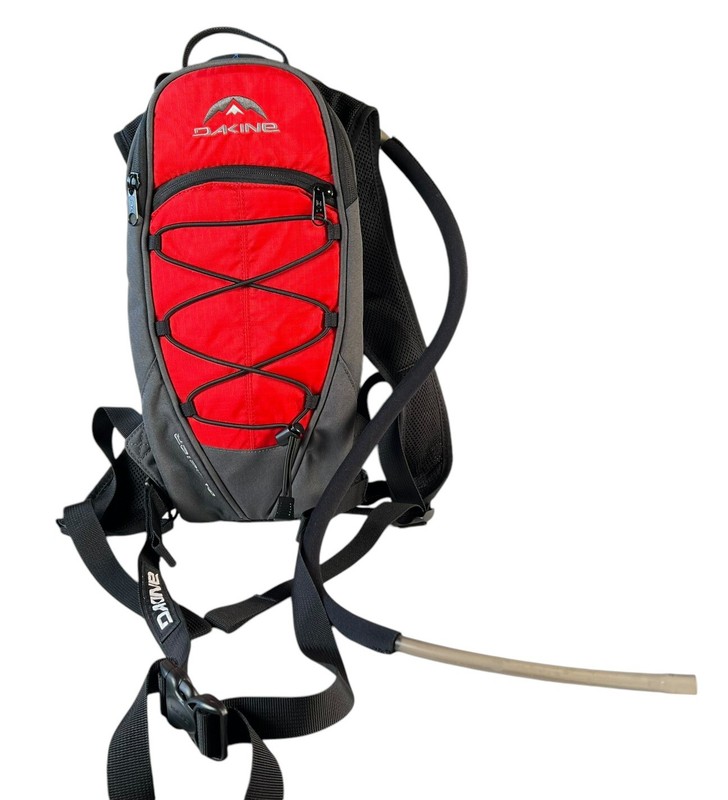 Dakine Glacier Hiking Trail Backpack With Hydration Pack Small Adjustable Straps