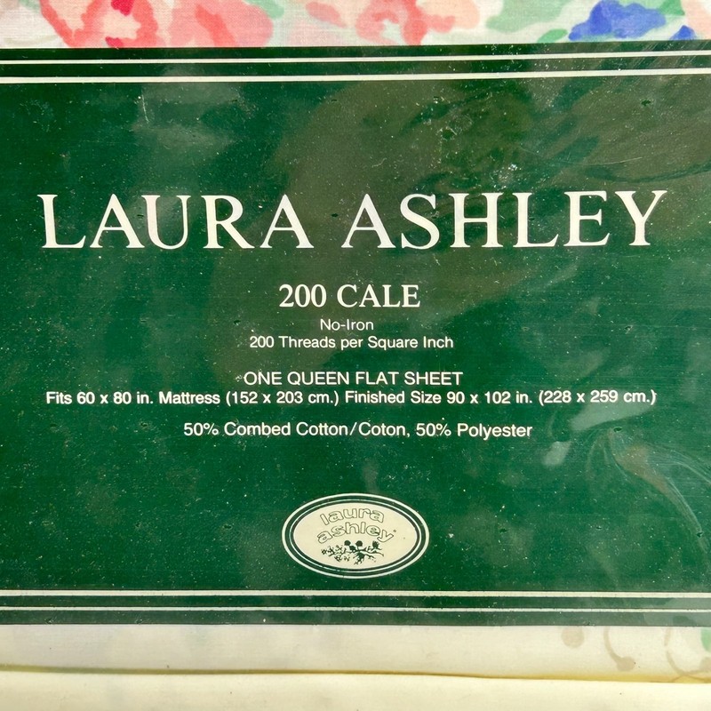 Laura Ashley Single Queen Size Flat Bed Sheet Quilted Floral 60 x 80 Vintage gallery