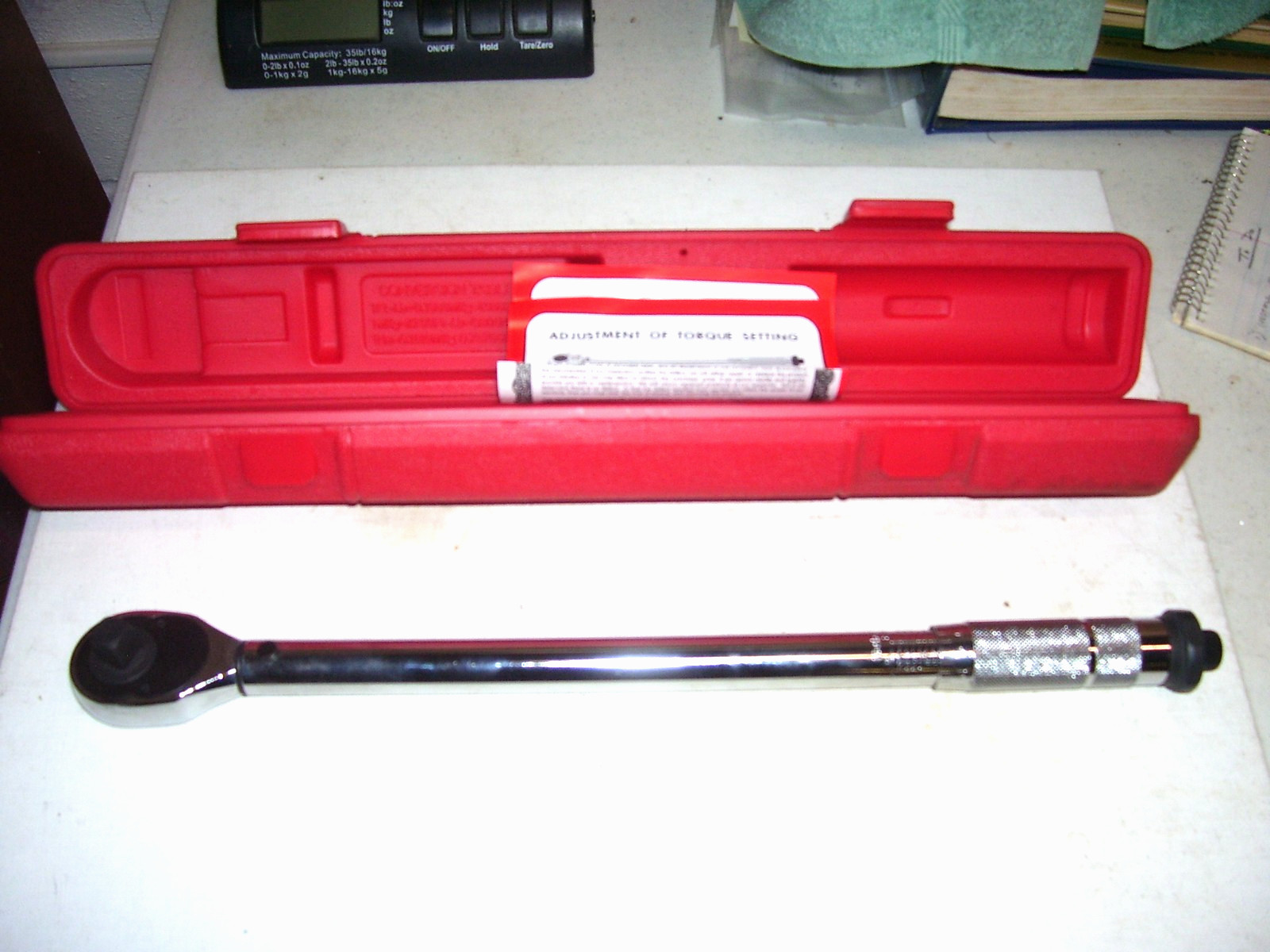 Pittsburgh Tools Torque Wrench 1/2" Drive 18" Automotive Ratchet Type 0-150 lbs. gallery