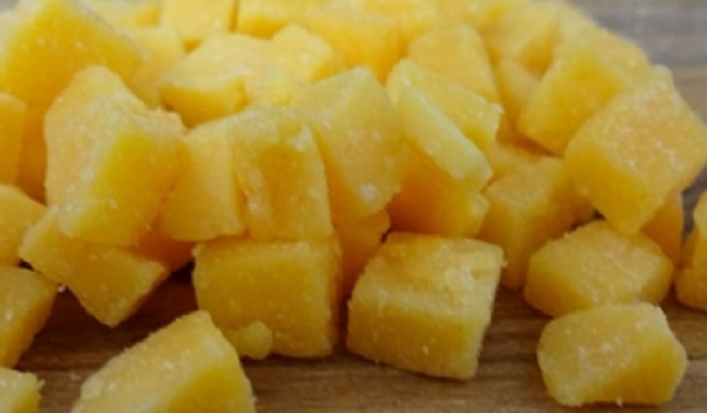 High Temperature Cheddar Cheese 1/4" diced (8 0z.) for Cooking Sausage Brats ect gallery