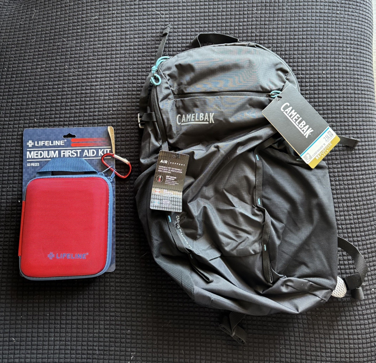 CamelBak Cloud Walker 18 Backpack + Lifeline Medium First Aid Kit – New