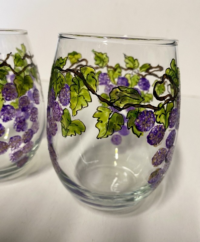 Hand Painted Grape Vine Clusters Stemless Wine Cocktail Glasses 12 oz 4.5” gallery