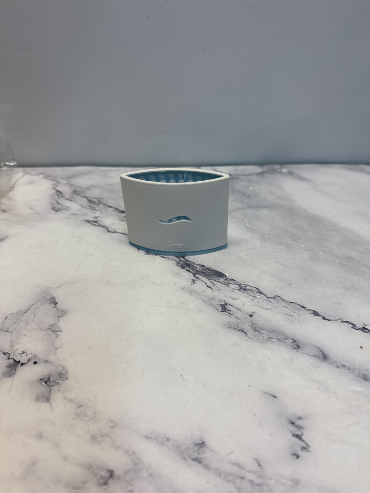 Febreze Small Spaces - Air Freshener Diffuser Bases gallery