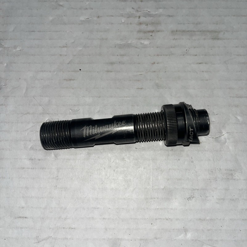 Milwaukee 2677-20 M18™ FORCE LOGIC™ Tool w/ Assorted Accessories – Parts Only gallery