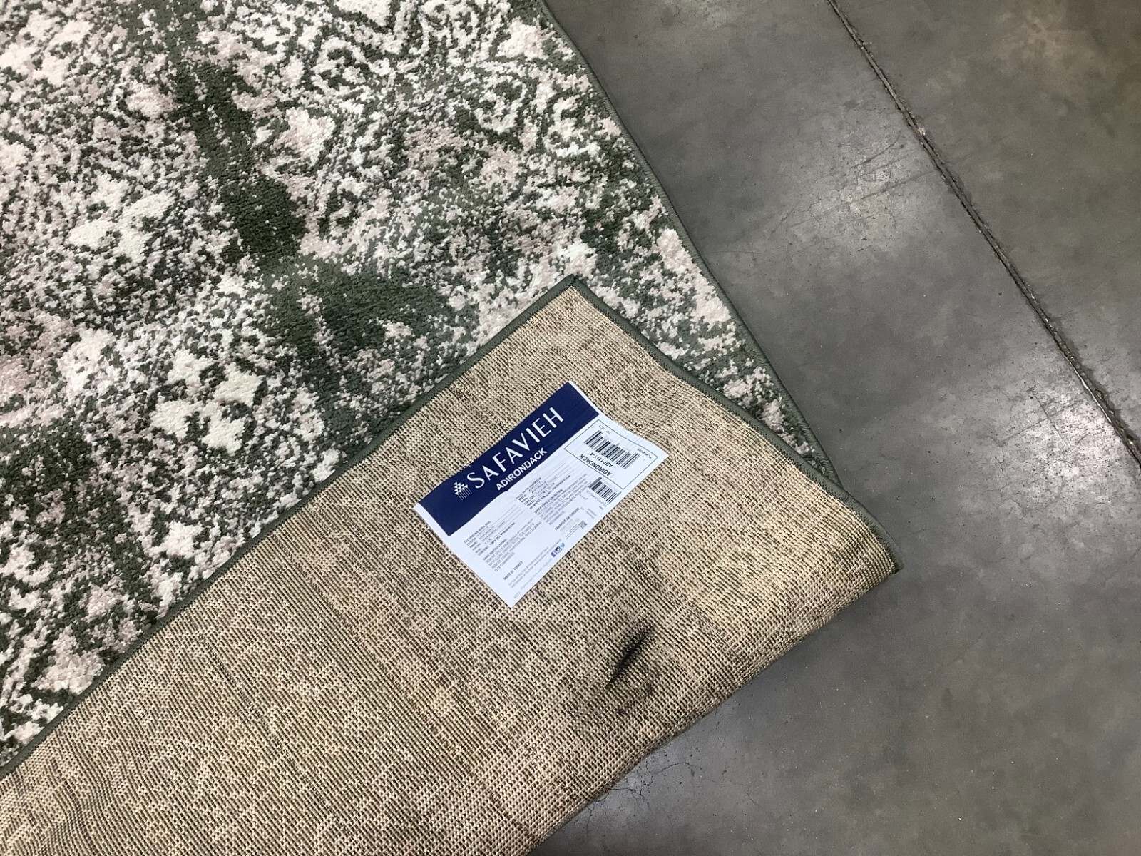 D GREEN / IVORY 4'-0" x 6'-0" Back Stain Rug, Reduced Price 1172680522 ADR111Y-4 gallery