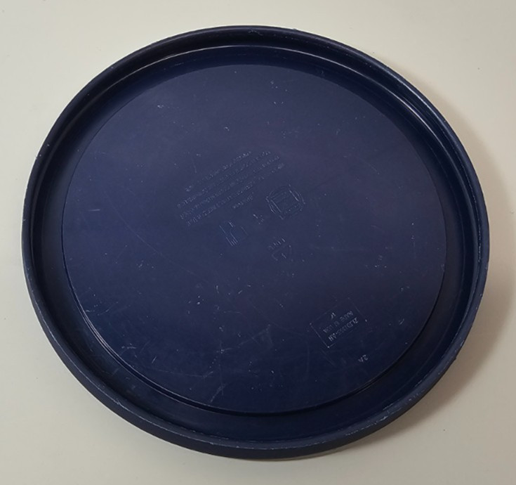 Anchor Hocking Plastic Replacement Lids 1056, 1905, 1903 & 1901 Lot of 6 gallery