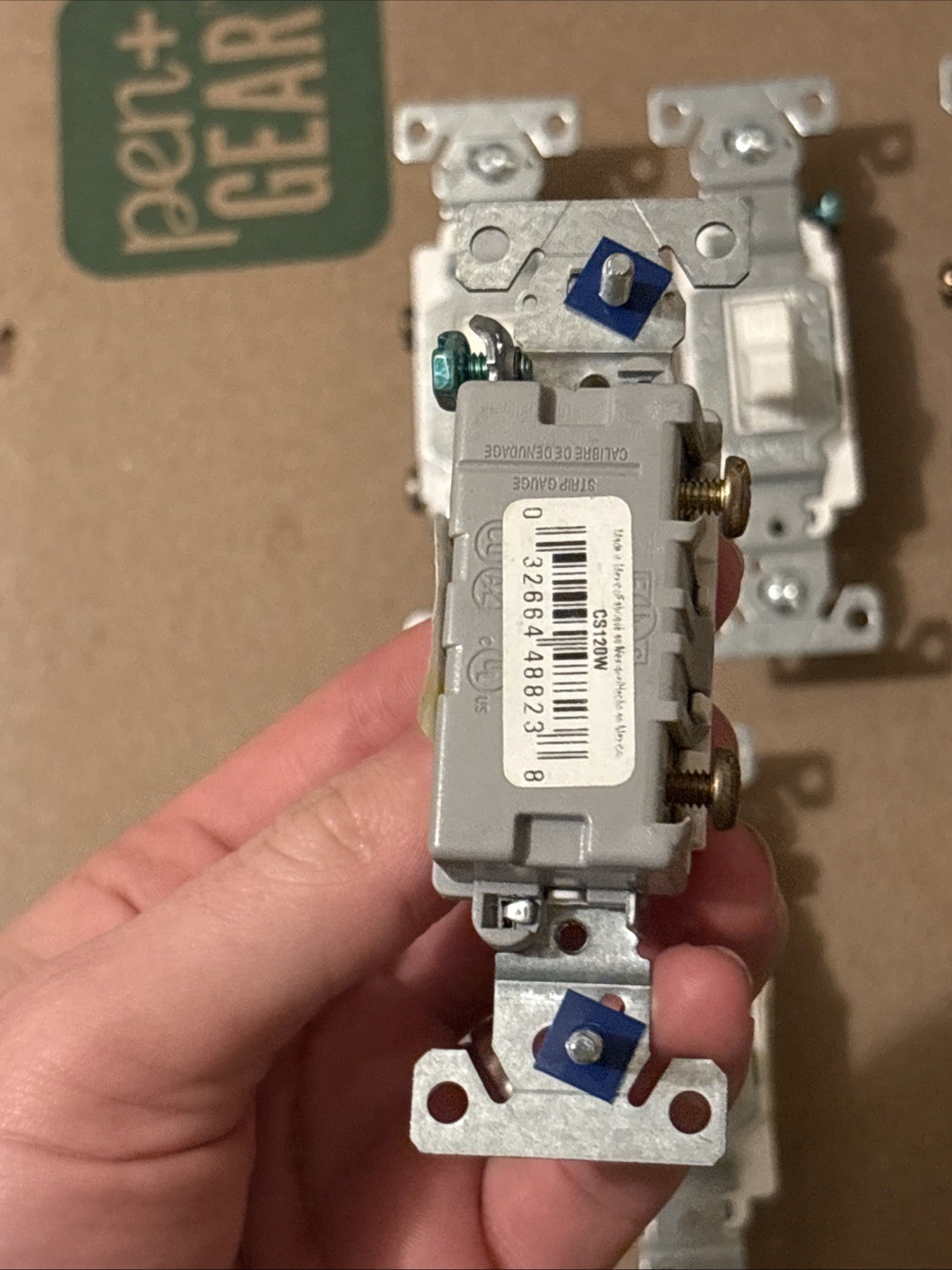 Eaton White COMMERCIAL Single Pole ON/OFF Toggle Light Switches 20A CS120W Lot 5 gallery