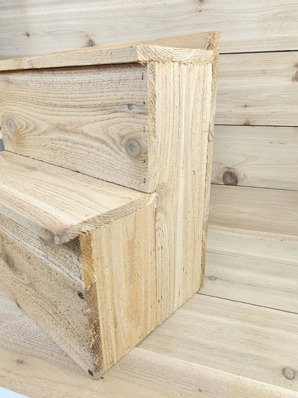 Squirrel House Nesting Box Bird Nature Animals Safety Wooden Cedar Handmade USA gallery