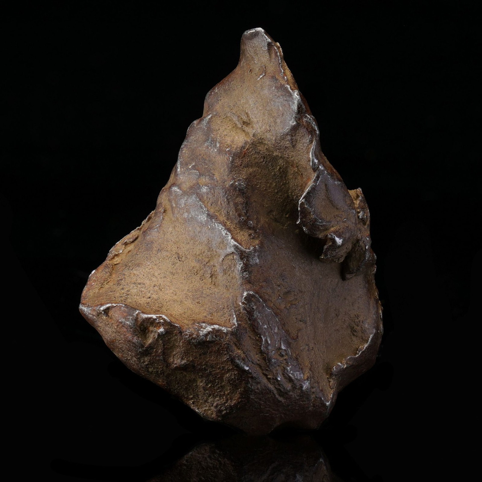 Authentic Gebel Kamil Nickel‑Iron Meteorite Fragment from Egypt – 105g gallery