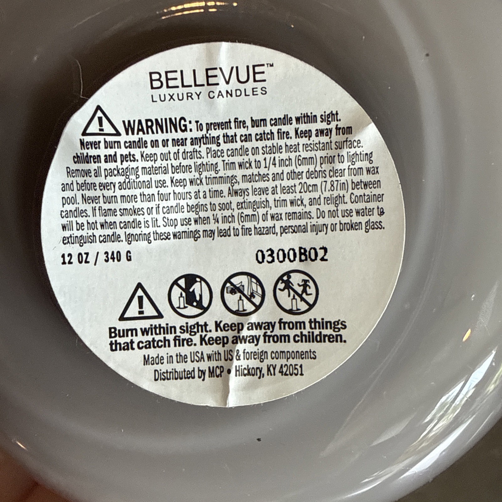 Bellevue Luxury Fragrant Candle VETIVER BIRCHWOOD 12 oz Soy Blend 2 Wick White gallery