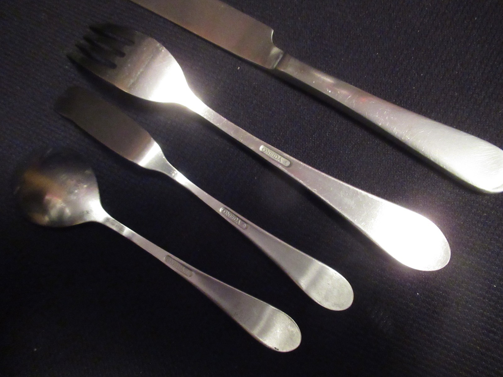 4-Oneida SATIN ICARUS Stainless Mixed Flatware Pieces gallery