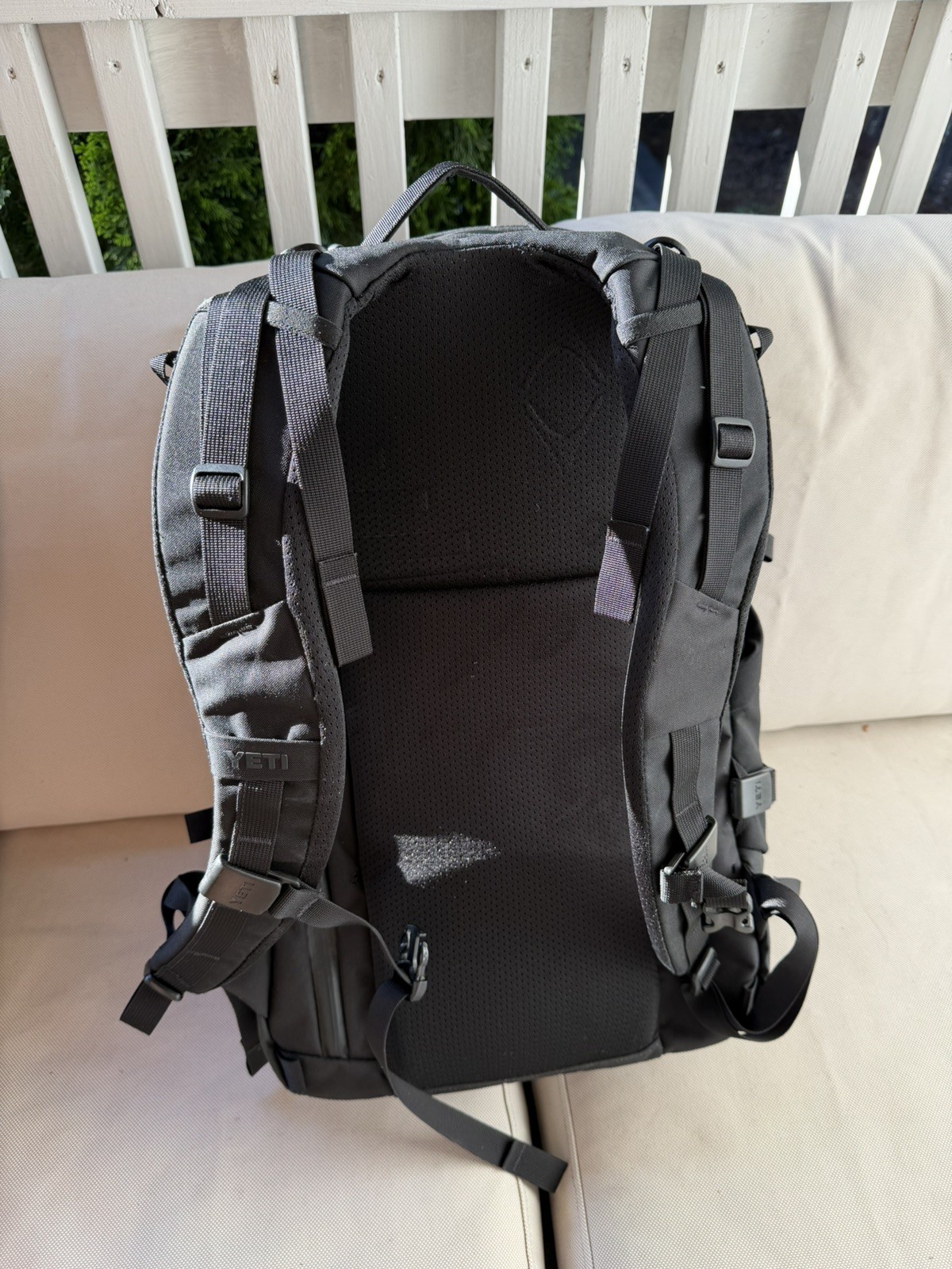 YETI Bozeman 27L Backpack Black, patch missing - Preowned 2