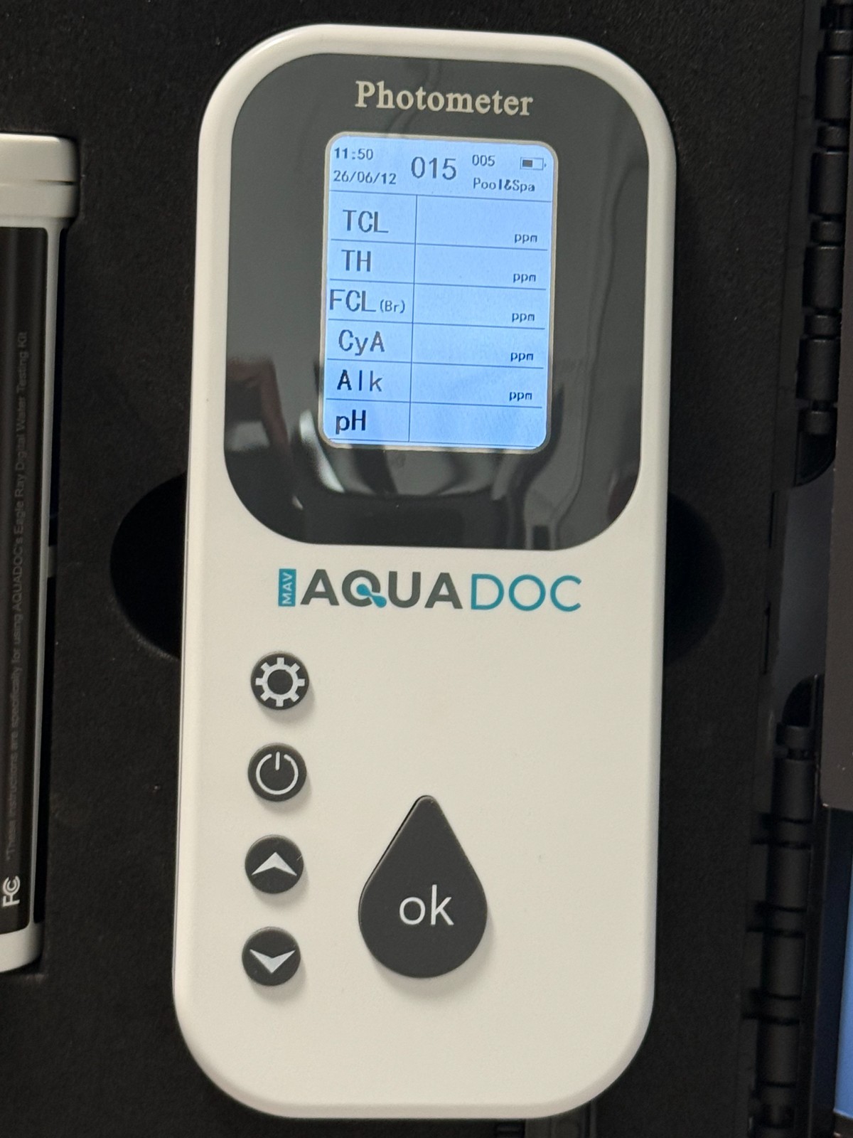 AquaDoc Eagle Ray Digital Pool Spa Water Testing Kit Chlorine PH Bromine Hardnes gallery