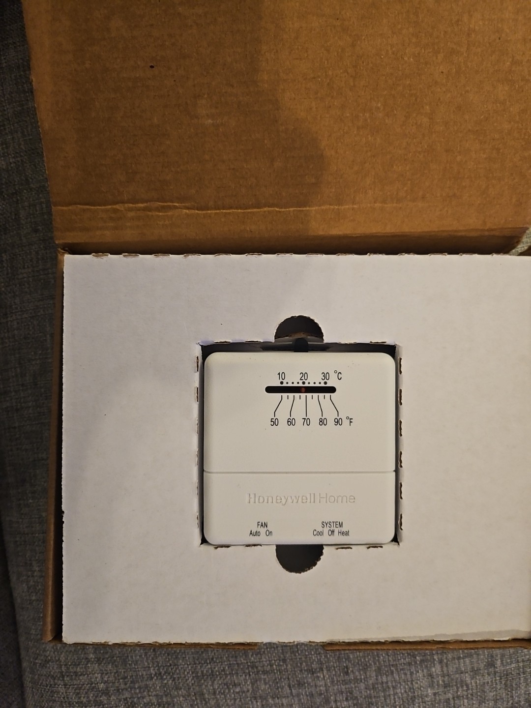 Honeywell Home CT31A Non-Programmable Thermostat NEW SEALED IN BOX gallery