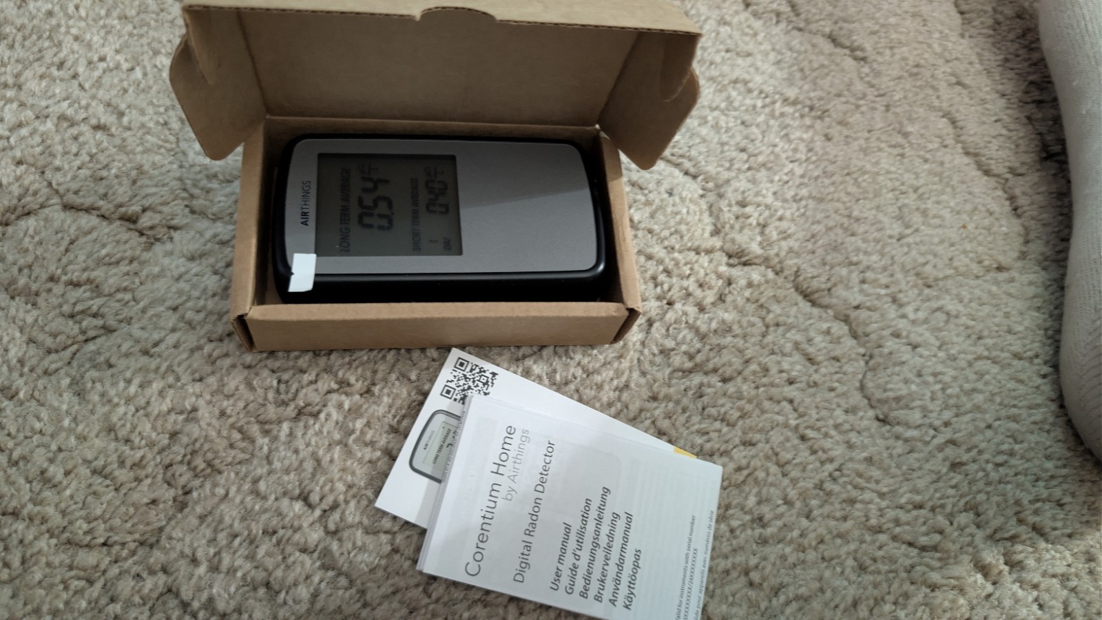 Airthings 223 Corentium Home Radon Detector Easy to Use Free Shipping NIB Sealed gallery