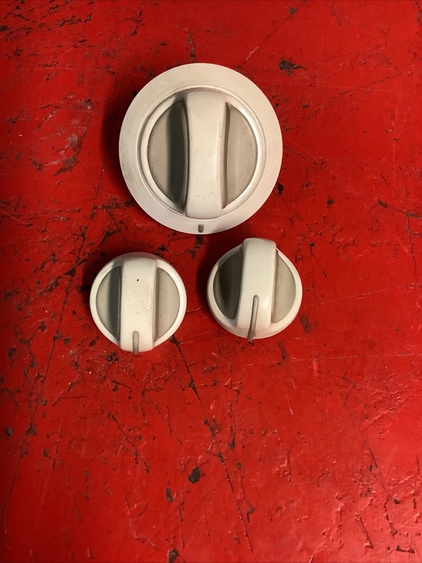 KENMORE LAUNDRY CENTER KNOW ((SET 3)) P/N 131652401 134044501 131873304 gallery