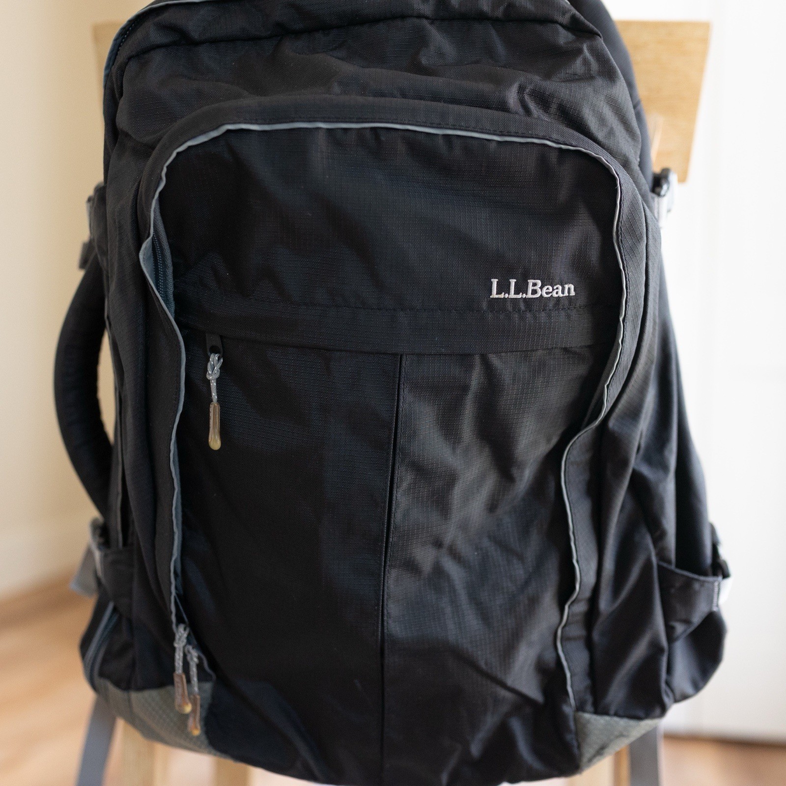 L.L.Bean Quickload Travel Pack Carry-On Backpack Black Extra Large Capacity  3