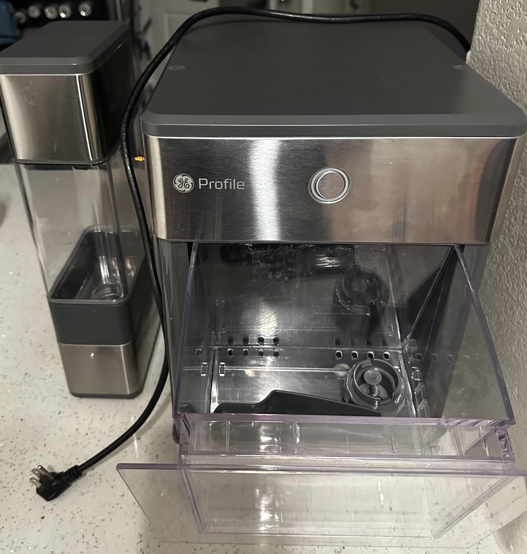 GE Portable Opal Nugget Ice Maker Countertop Side Tank Ice Machine Fully Working gallery