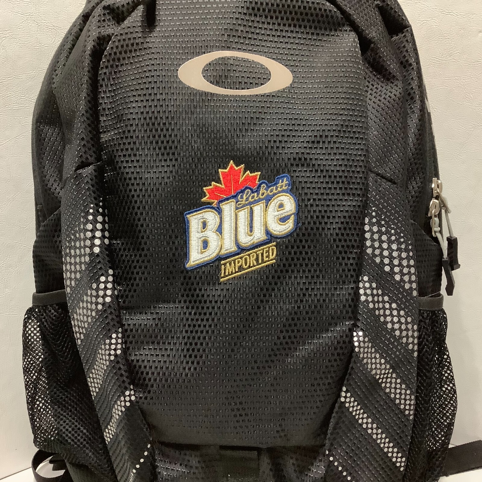 Oakley #92604 Backpack Black Labatt Blue Imported Embordered Front 18" x 12" 2