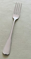 Oneida Profile 18/8 Stainless Flatware PLYMOUTH ROCK 1 DINNER FORK 7 1/4″