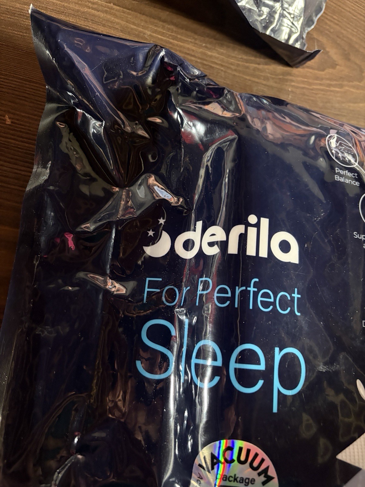 Derila Ergo Pillow Standard Memory Foam Ergo Edition / NEW!!! gallery