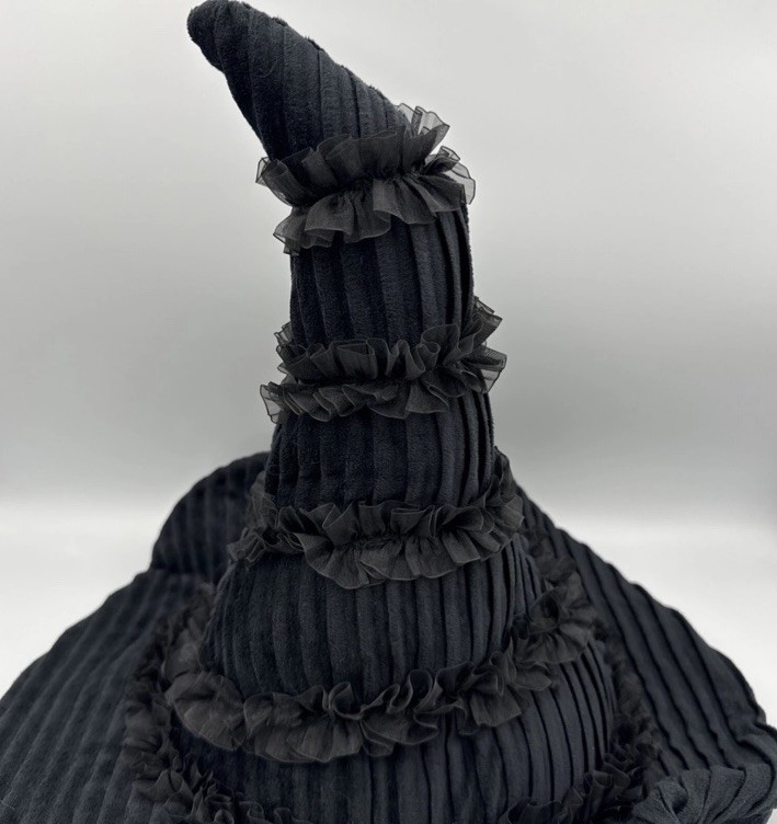 NWT Wicked "Not Your Basic Witch" Black Witches Hat Plush Pillow Elphaba gallery