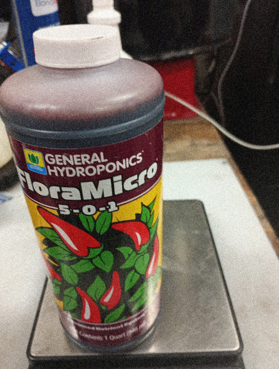 General Hydroponics FloraMicro 5-0-1 Base Micronutrient Solution 32oz 342 gallery