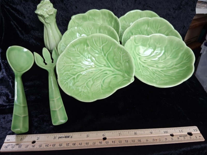 Green Cabbage Leaf Ceramic 9 Pieces -Bowls - Serving Set -Salt Shaker USED gallery