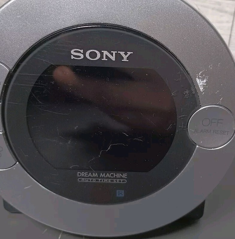 Sony Dream Machine ICF-C7iP FM/AM Clock Radio 30 Pin iPod / iPhone Dock Tested gallery