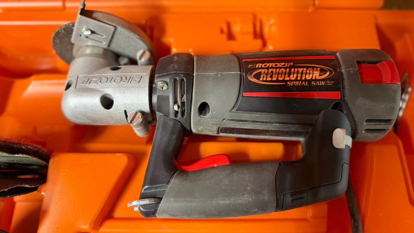 Rotozip Revolution Spiral Saw Kit Attachments Case REV01 C1 And Accessories gallery