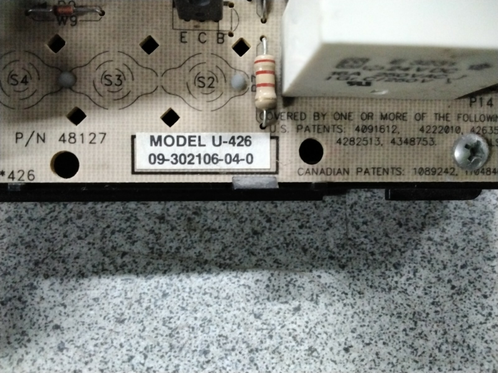 Amana Oven Range Electronic Control Board Part#09-302106-04-0 gallery