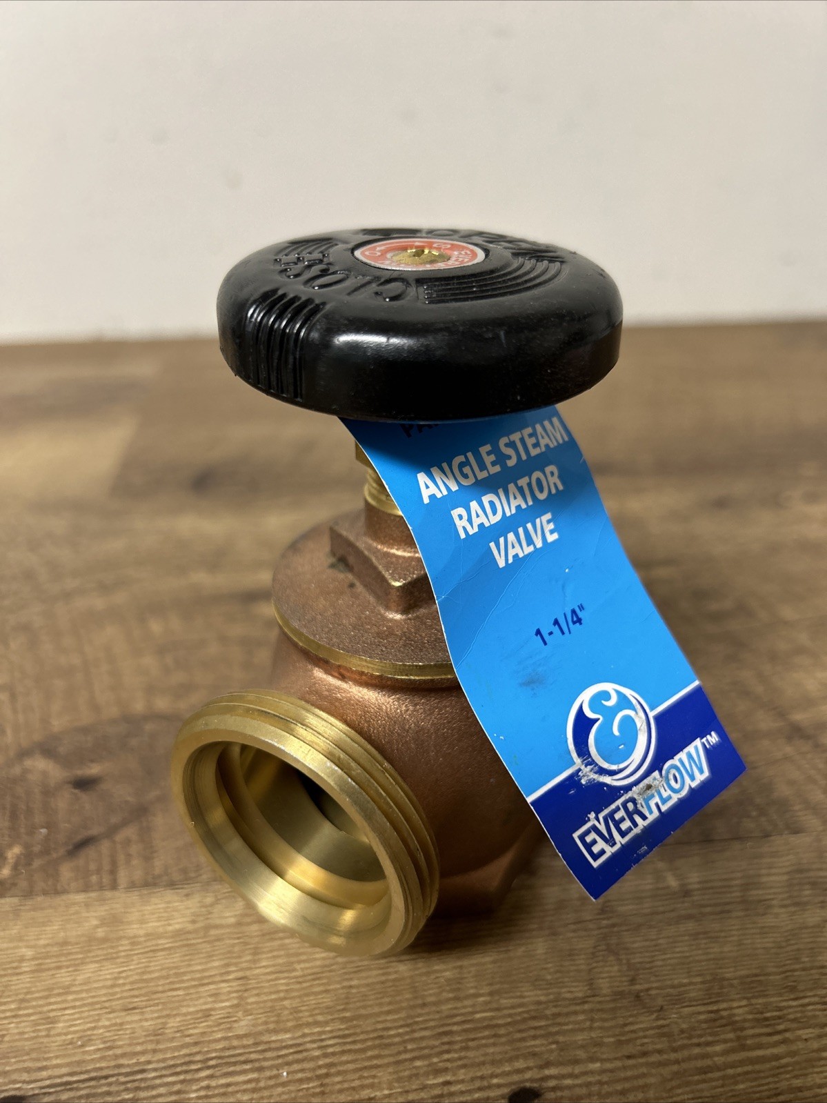 Everflow 1-1/4 in Angle Steam Radiator Valve Brass 48142 No.box ! gallery
