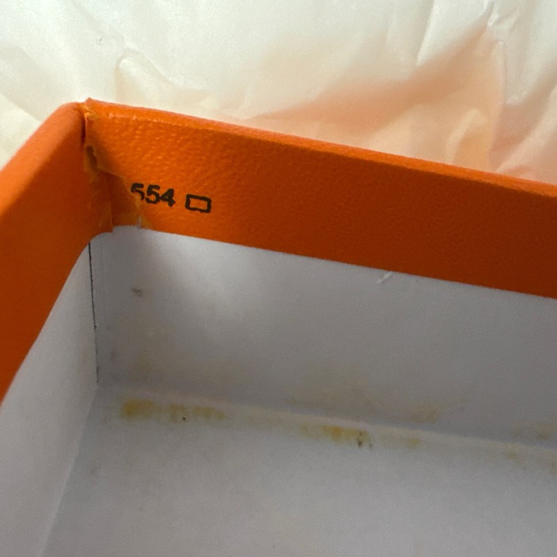 HERMES Empty Xxl Empty Gift Box Box 28”x13.5”x5” gallery