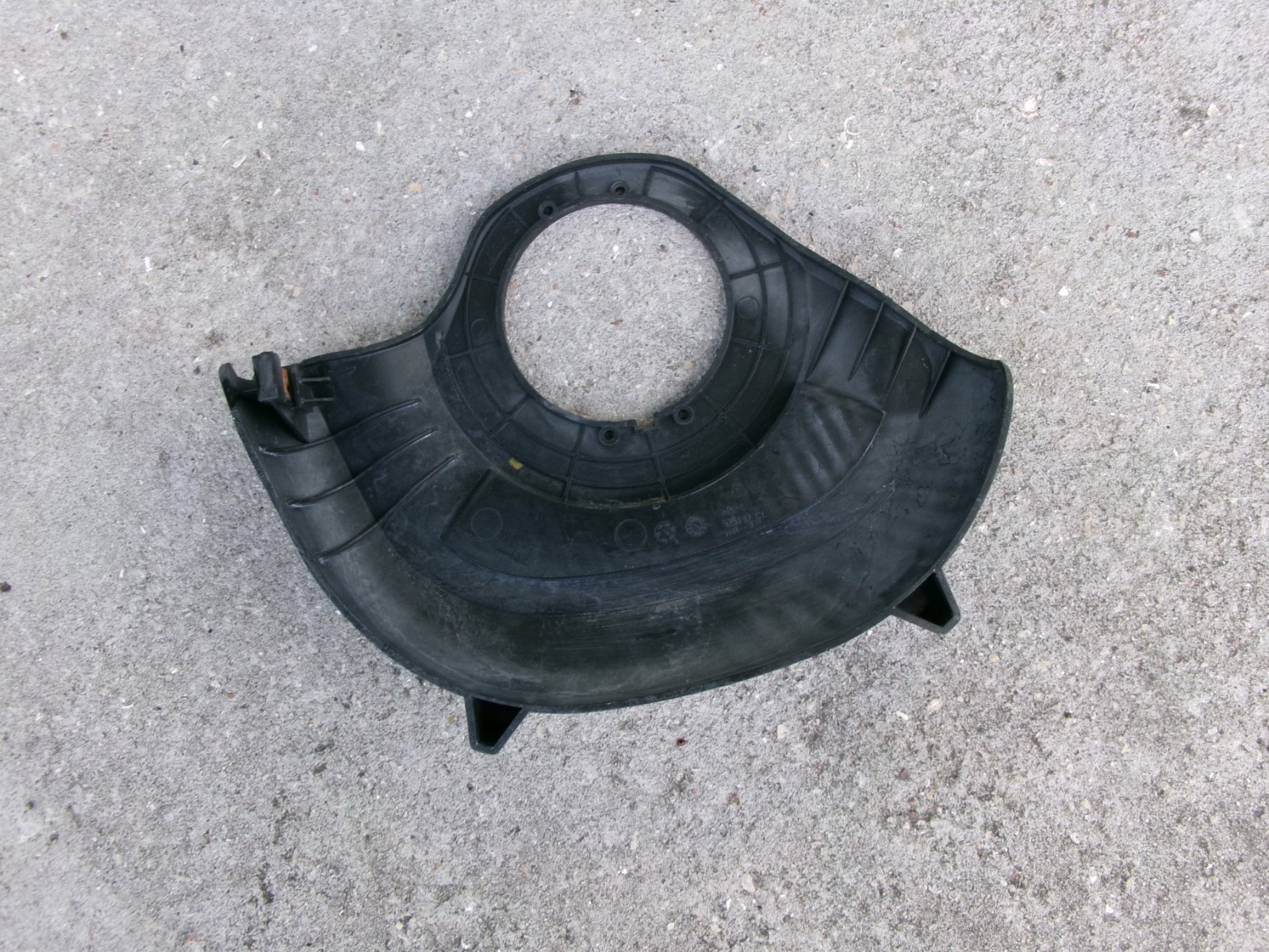 RYOBI 311033002 String Trimmer Guard / Grass Deflector P2003, P2004 Free Ship gallery