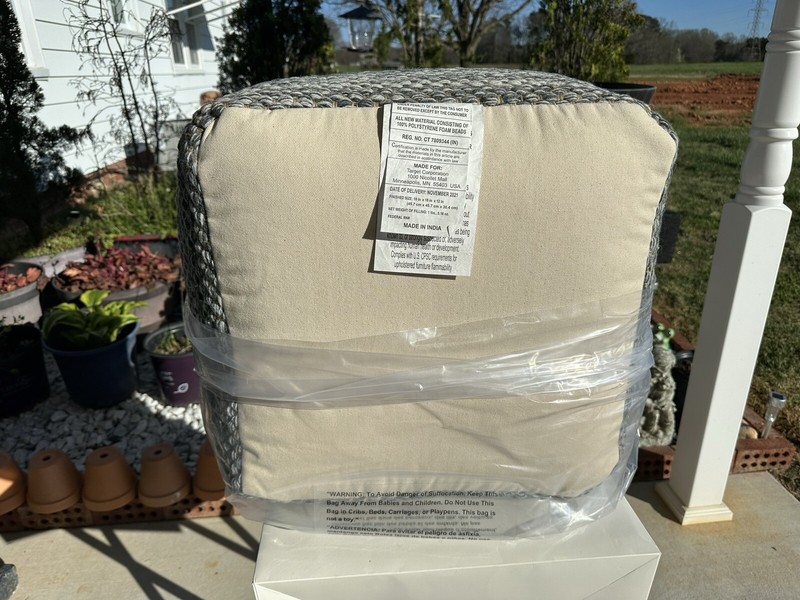 ⚡️NWT Threshold Pouf Ottoman Square Woven Gray Polyester SZ 18"H x 18"L x 12"W gallery