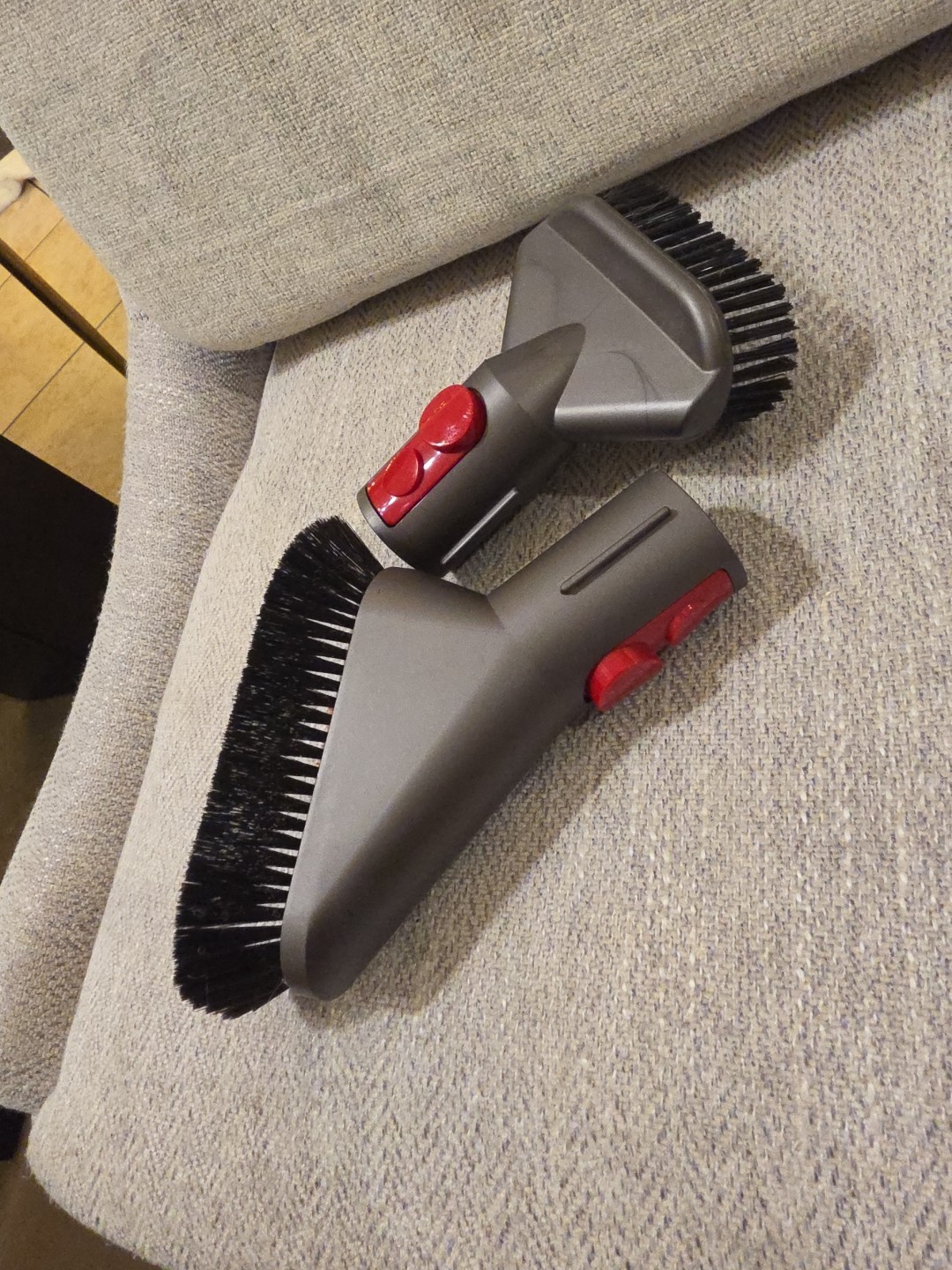 2 Genuine Dyson Quick Release Mini Soft Dusting Brush Fits V7 V8 V10 V11 V15 gallery
