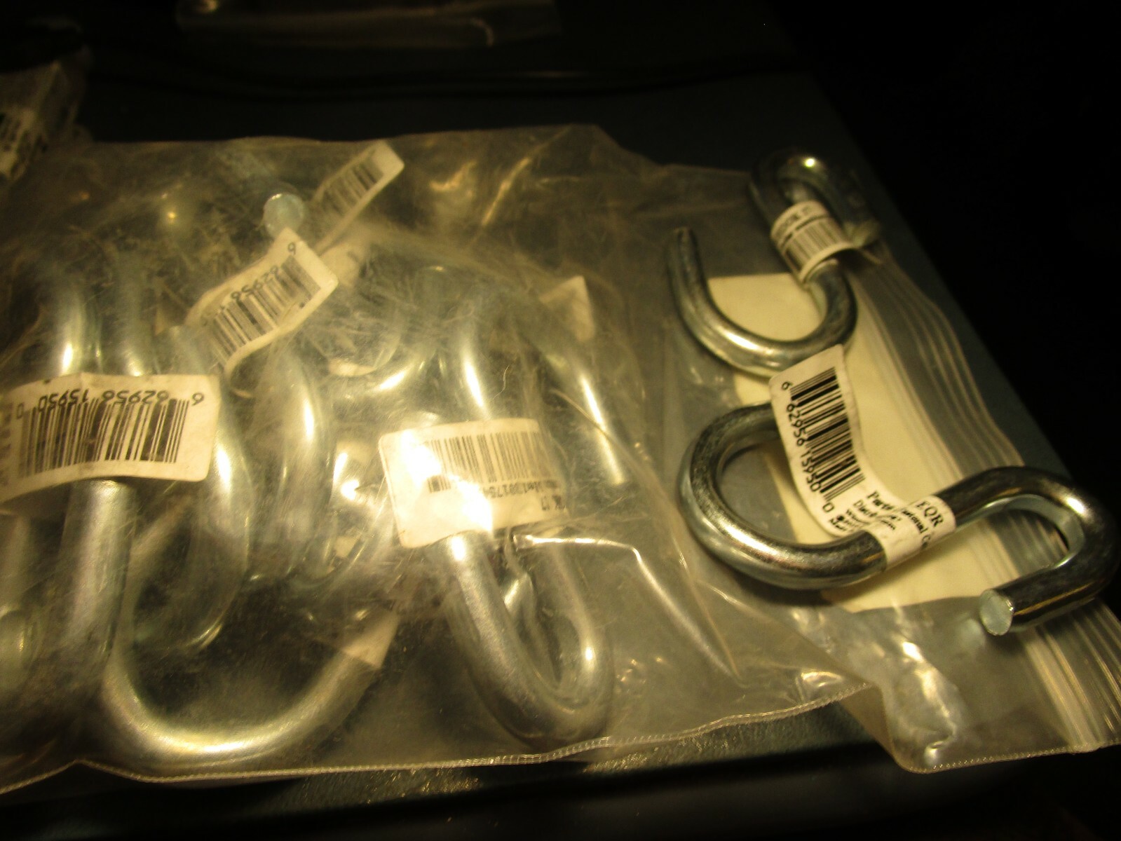 (15) #17 2-1/2"L-Inside .312"-Wire 255lb-WLL Zinc Plated S-Hook gallery