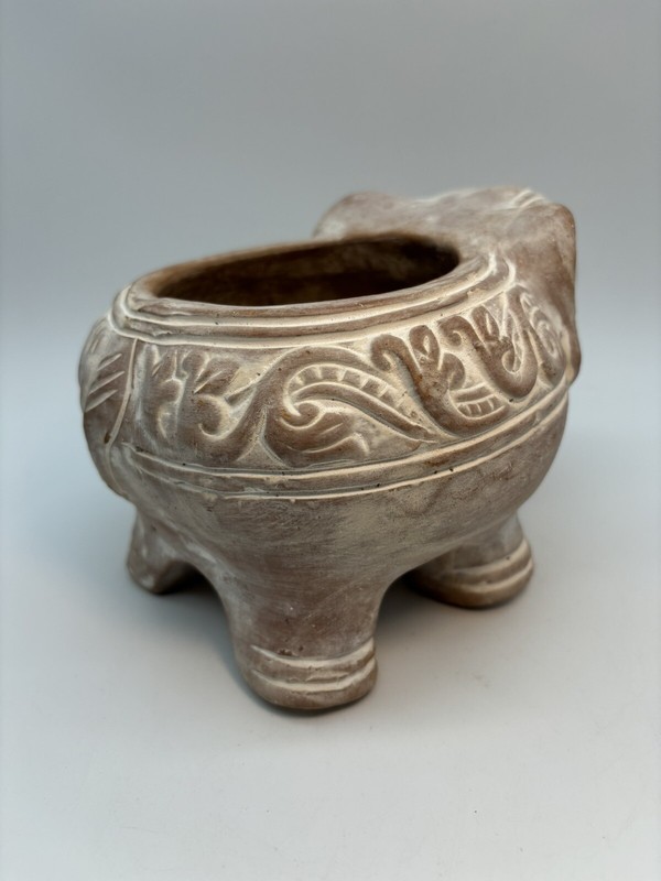 Terra Cotta Whitewashed Elephant Planter With Drainage Hole gallery