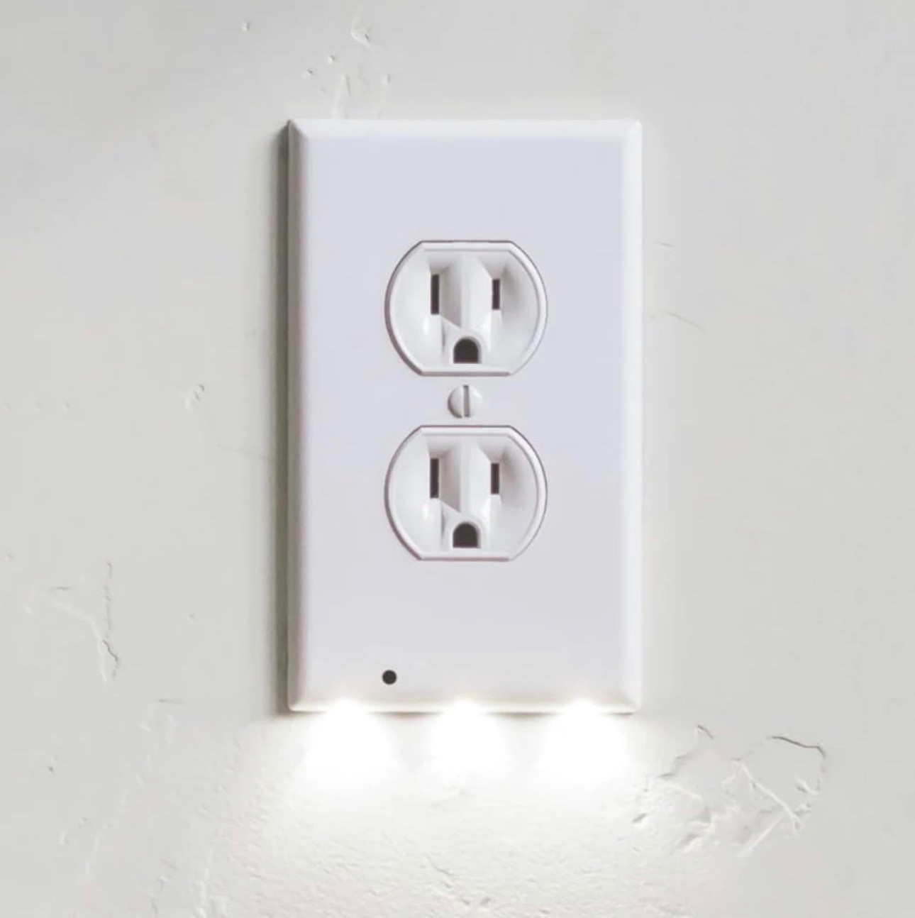 4 Pack Outlet Cover Built-In LED Night Light Sensor Automatic Bulbs White Plate gallery