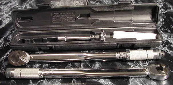 1/2" Drive MICROMETER CLICK TORQUE WRENCH TOOL with CASE and Accessories 150 # gallery