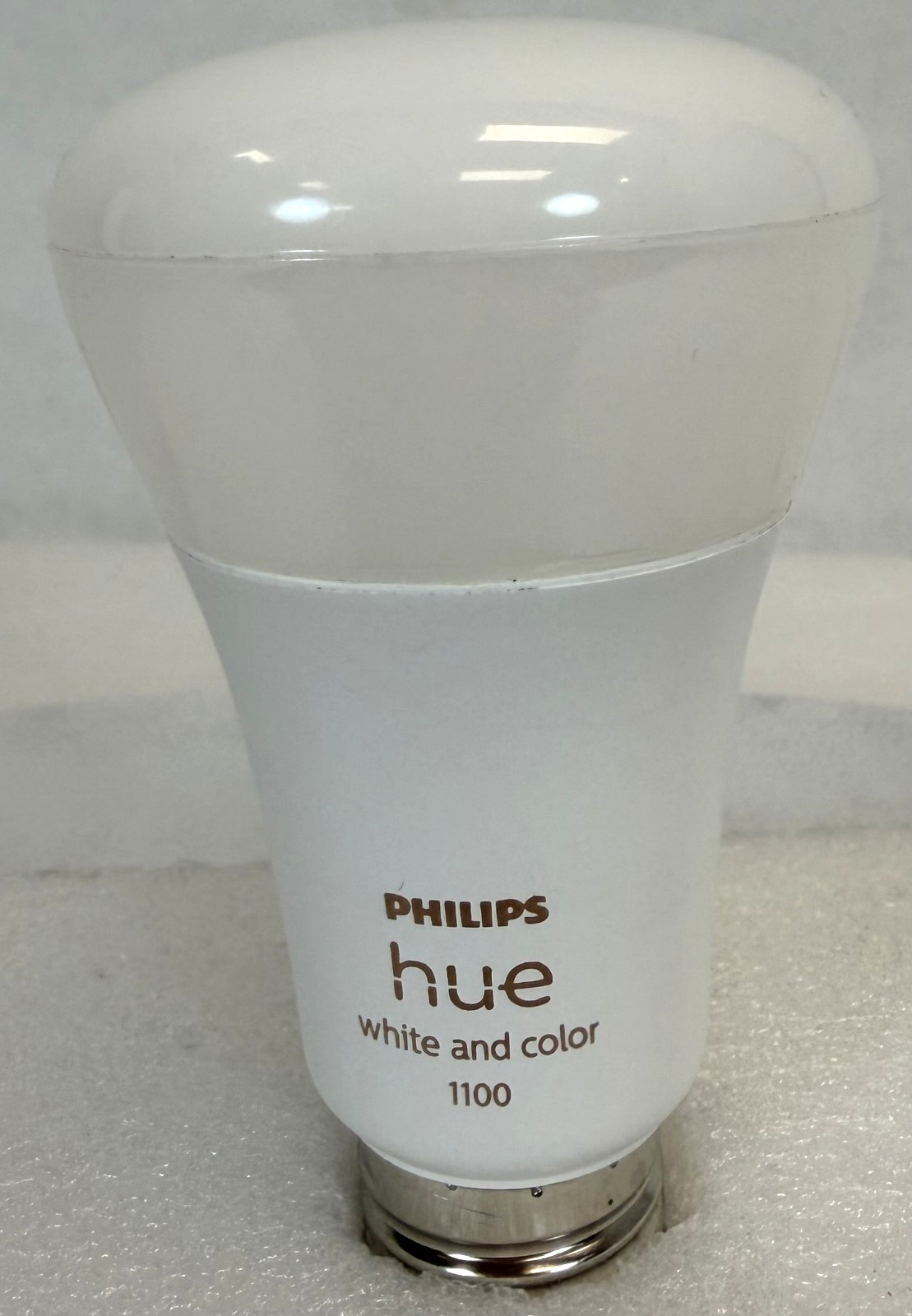 Philips Hue 75W Smart Lightbulb Color White 1100 Lumens A19 -FREE S/H gallery