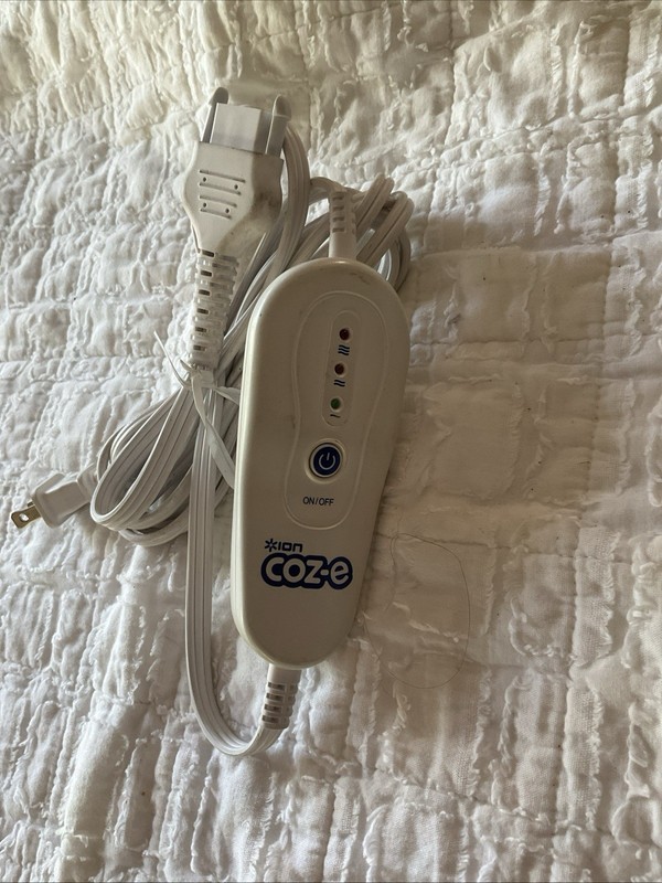 Ion Coz-e Remote Control Electric Blanket Pad Heat 3-Prong gallery