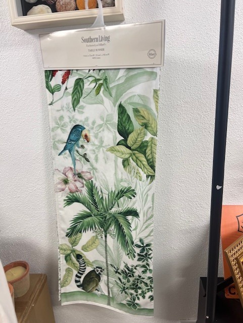 Southern Living Table Runner 72" NWT TROPICAL COASTAL 100% COTTONGREEN PINK MULT gallery