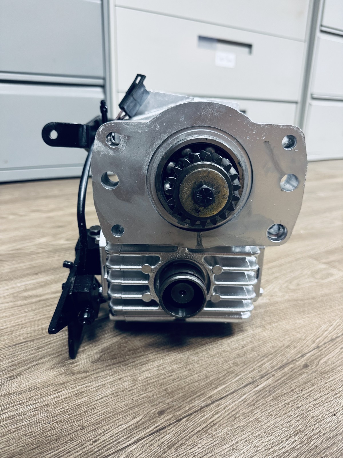 John Deere 655 755 855 Hydro Pump Transmission AM 102041 S11 gallery
