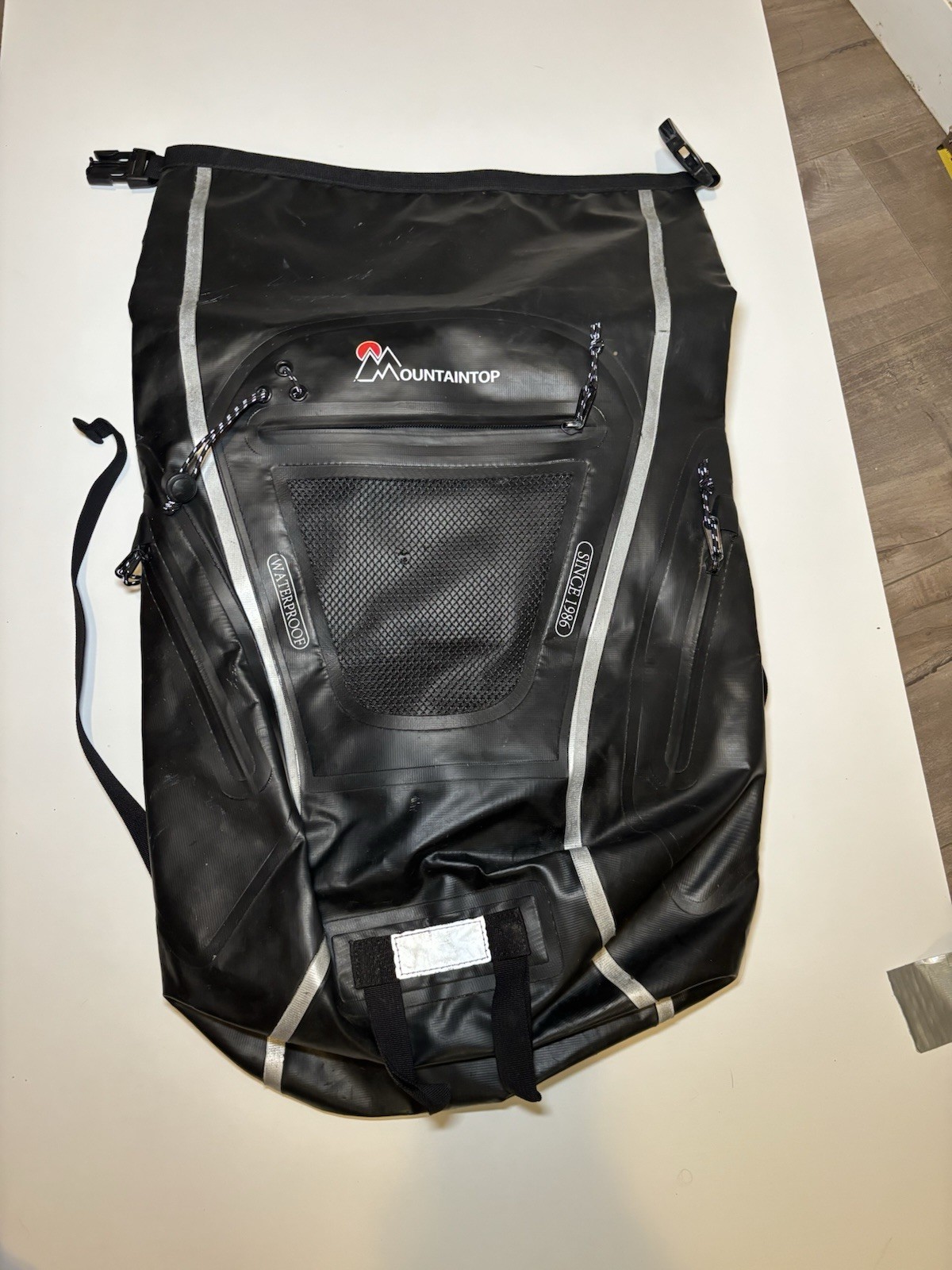 Pre-Owned Mountaintop Waterproof Hiking Backpack Black
