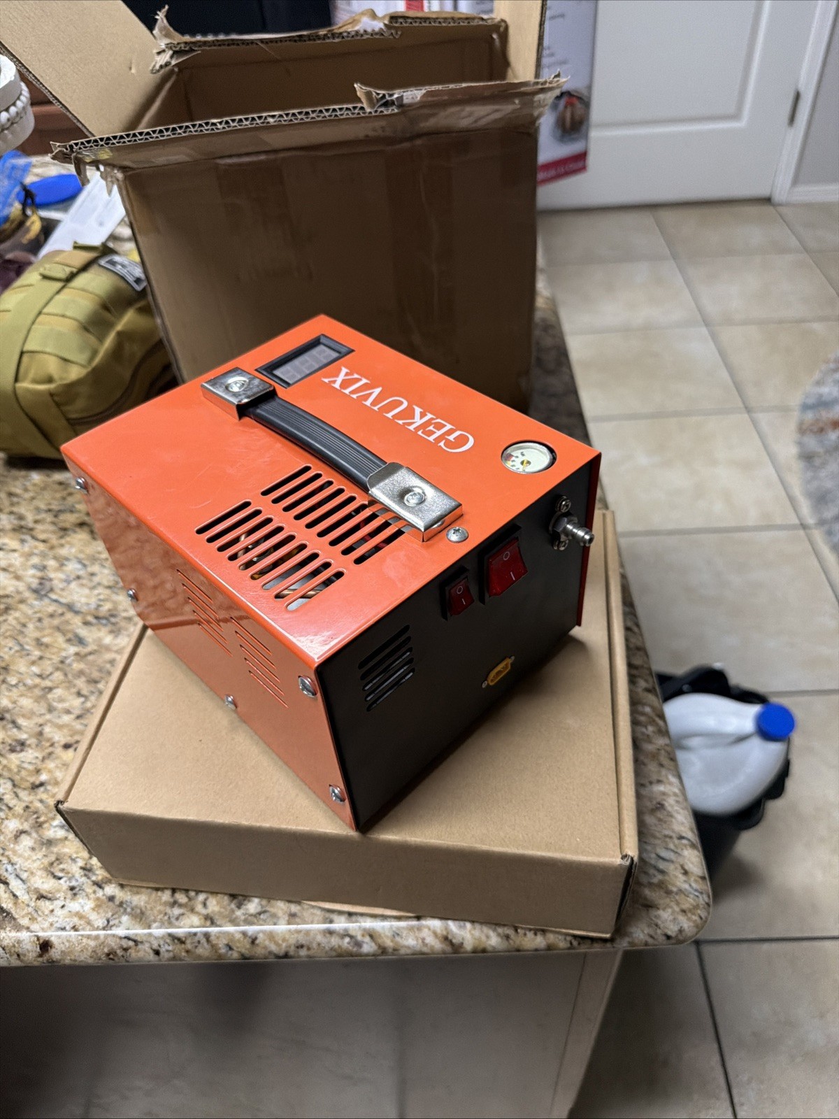 PCP Air Compressor 4500Psi/30Mpa Water/Oil Free PCP Air Pump Orange gallery
